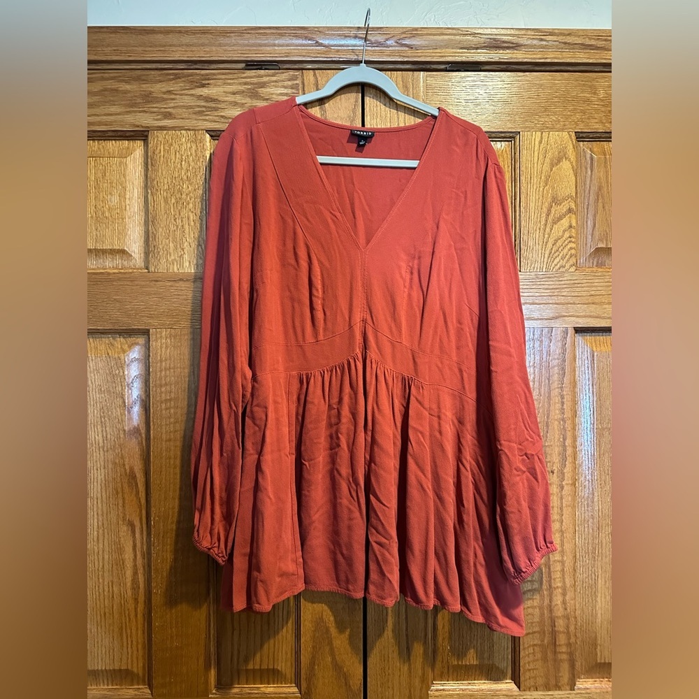 Torrid Babydoll Rayon Crepe Top 4X Red V Neck Tunic Long Sleeve Solid